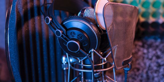 wireless headphones for studio recording