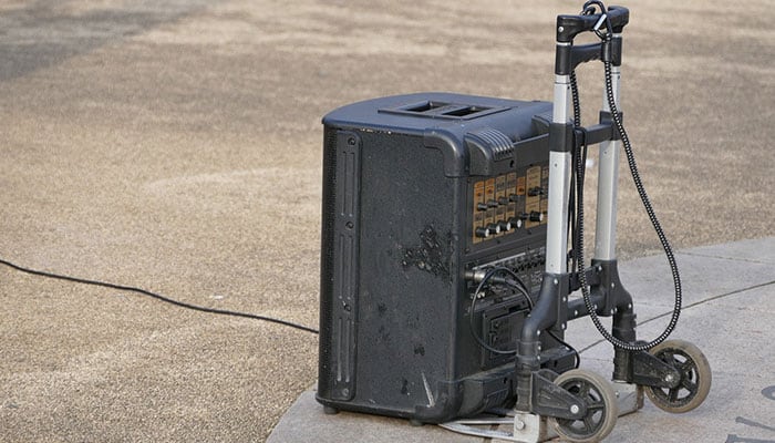 portable battery pa system