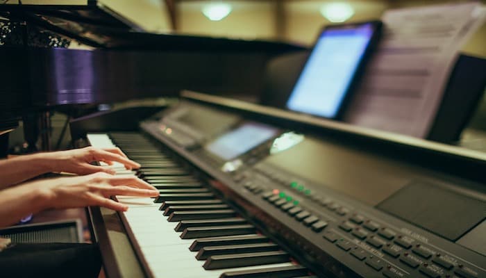 Les 10 meilleurs pianos numériques à moins de 500 euros