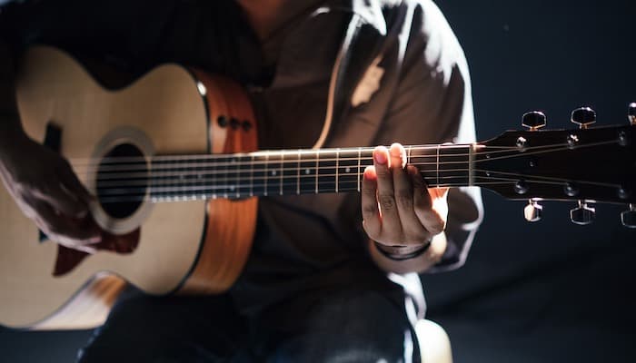 10 meilleures cordes de guitare en 2023