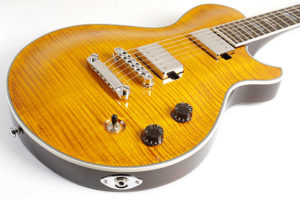 Michael Kelly Guitare Patriote