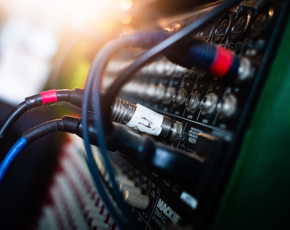 How to Increase Mic Volume [2023 Guide] MusicCritic