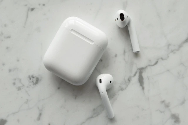 case and airpods